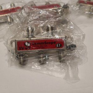 COMMSCOPE 4 WAY COAX RG6 SPLITTER. LOT 50 PC